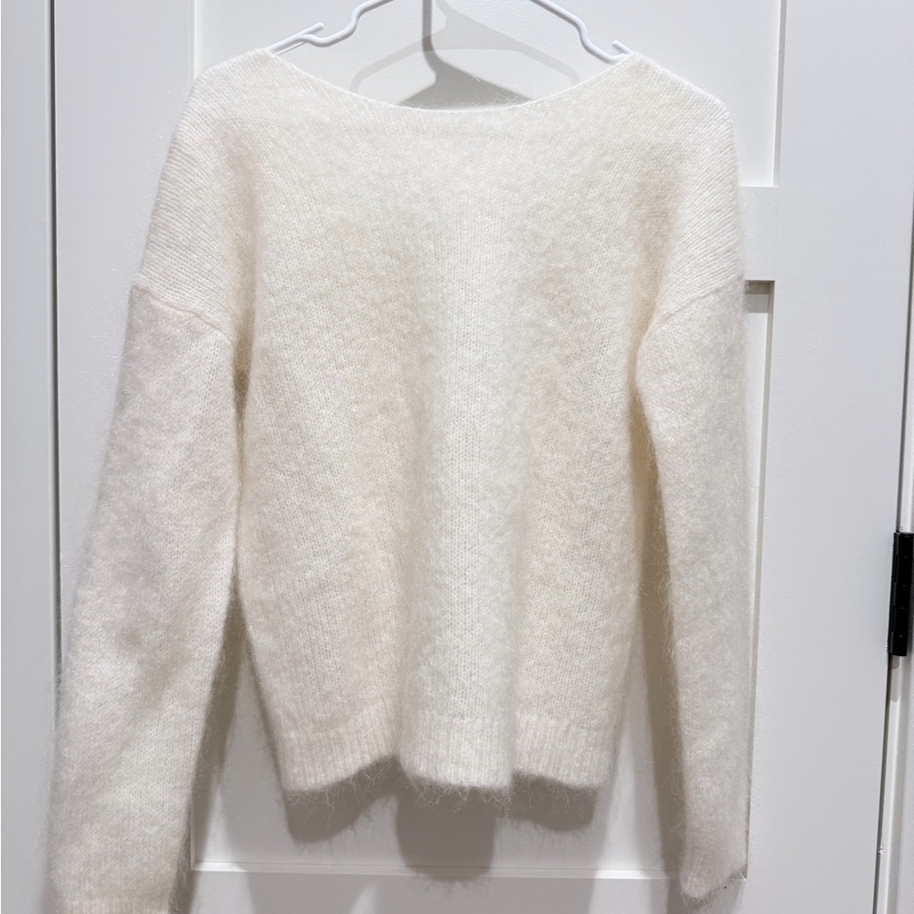 Sezane Astride Jumper in Ecru Lace-Trim V-Back Sweater - Picture 7 of 8